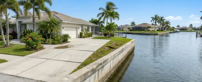 Best Time of Year for Concrete Leveling and Seawall Repair in Florida